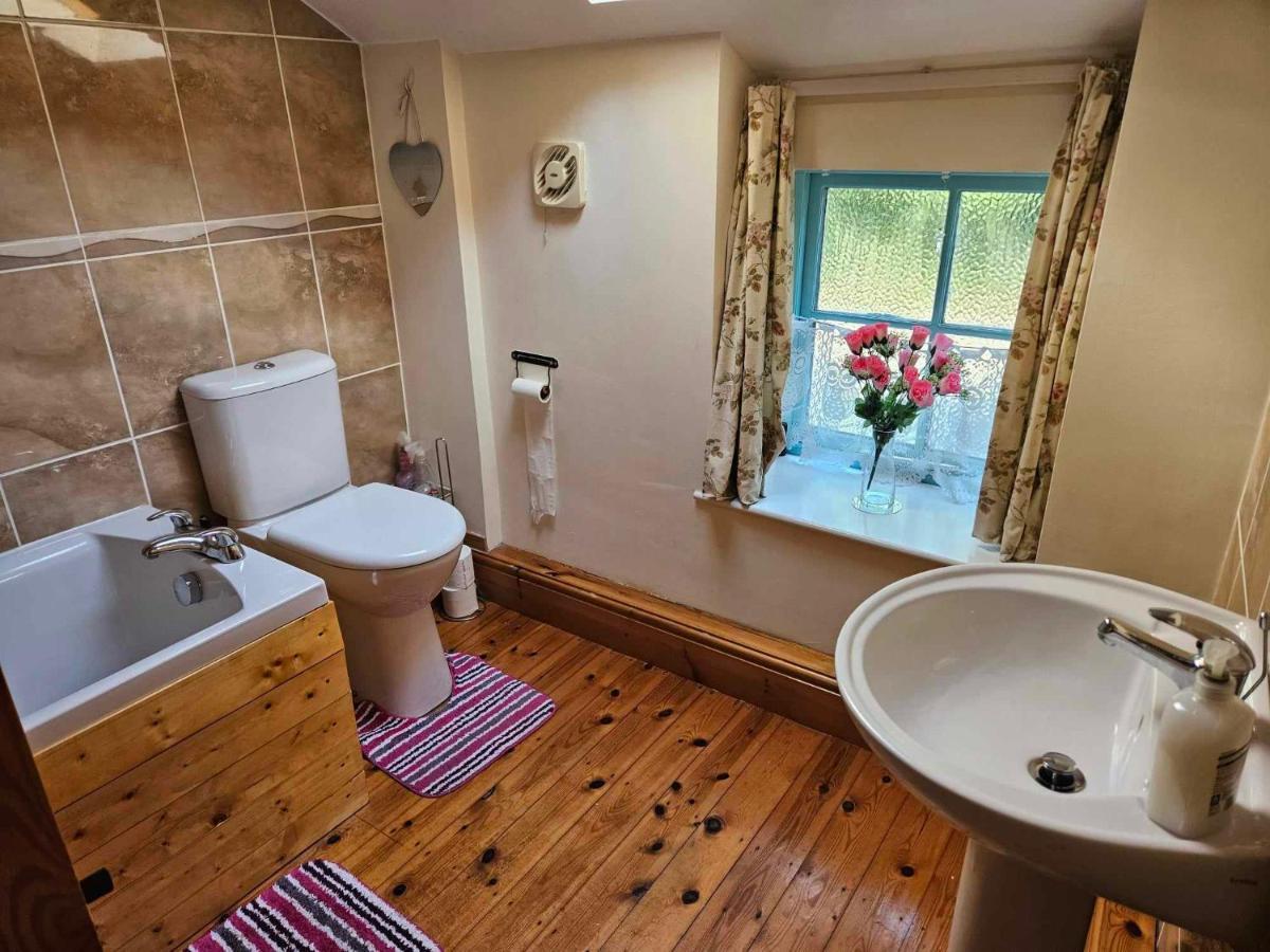 Rose Cottage - Cosy Cottage In Millers Dale Бъкстън Екстериор снимка